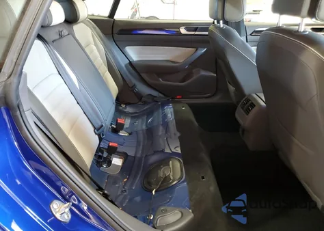 2021 Volkswagen Arteon Sel R-Line z USA, uszkodzony, nr VIN WVWHR7AN0ME012332